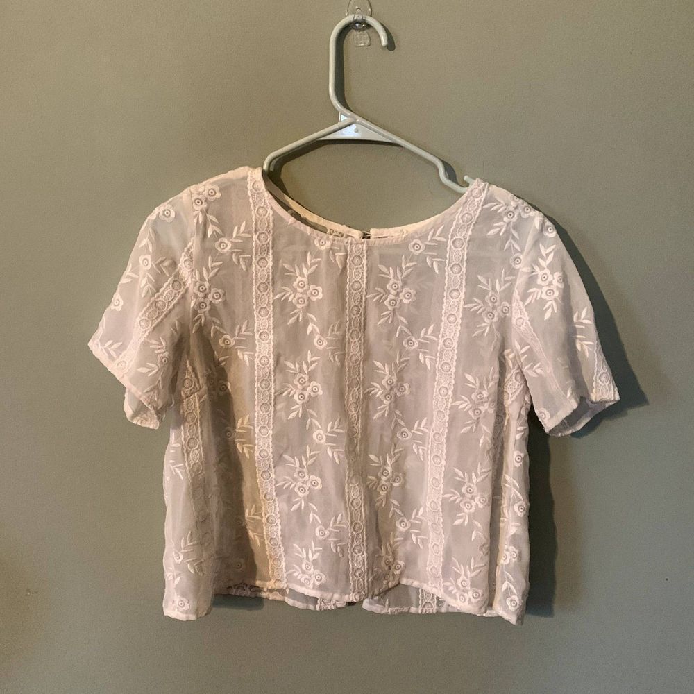 Sheer Lace Boxy Crop Top White S